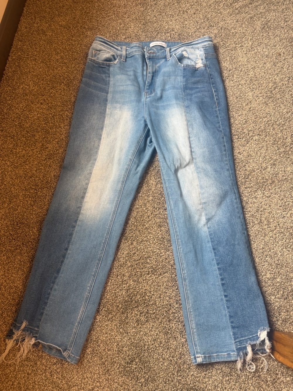 Women’s Light Blue Panel Straight-Leg Jeans